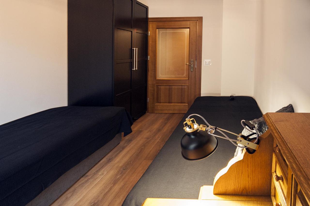 Very Berry - Orzeszkowej 10 - Mtp Apartment, Parking, Balcony, Check In 24H Poznań Eksteriør billede